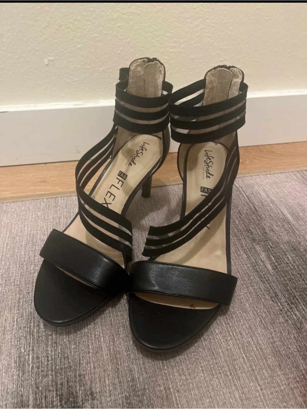 Life Stride Black Strappy Ankle-Heel Sandals - 8.5 Wide!